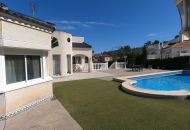 Sale - Villa - Algorfa