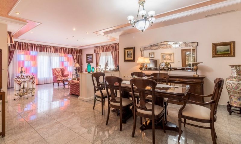 Sale - Villa - Elche