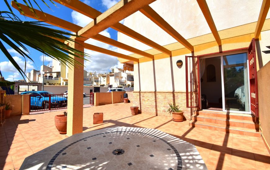 Sale - Rijtjeshuis - Orihuela Costa