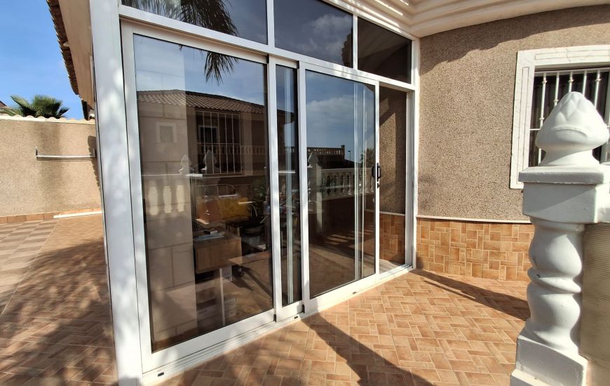 Sale - Villa - Los Balcones