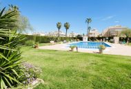 Sale - Link-Detached Villa - Torrevieja