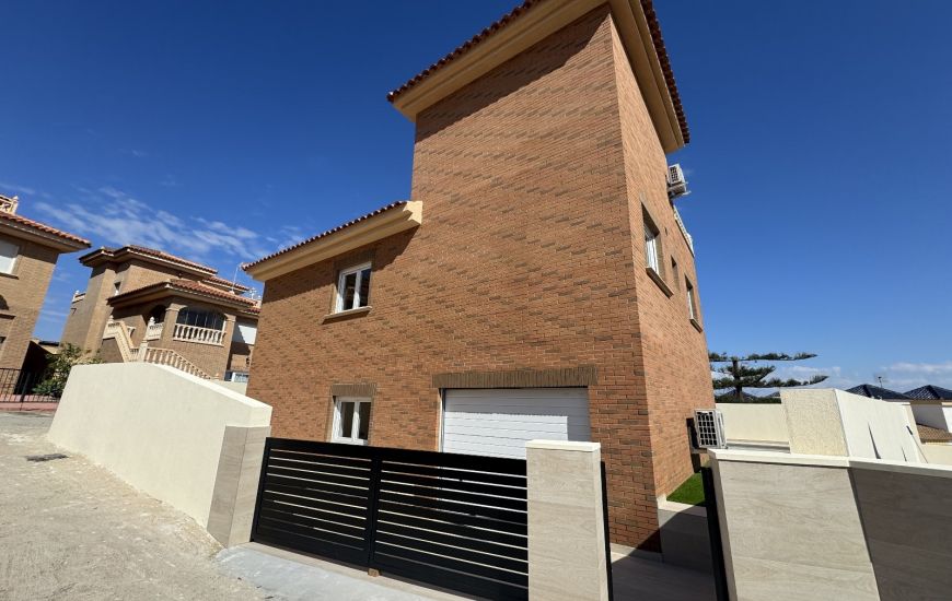 Sale - Villa - Ciudad Quesada