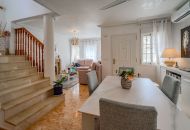 Sale - Villa - El Raso