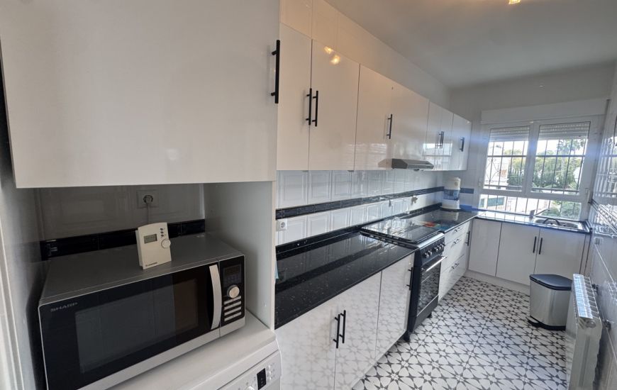 Sale - Villa - Villamartin