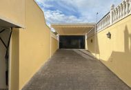 Sale - Villa - El Raso