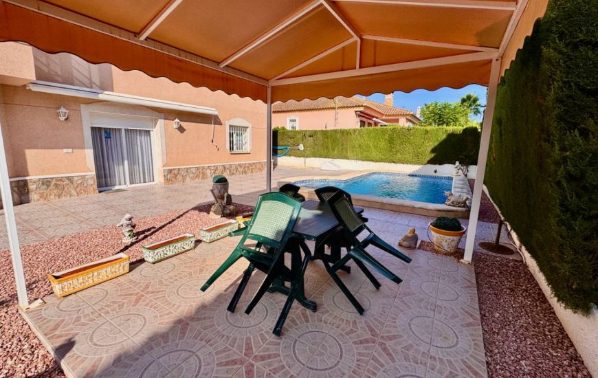 Sale - Villa - Benferri