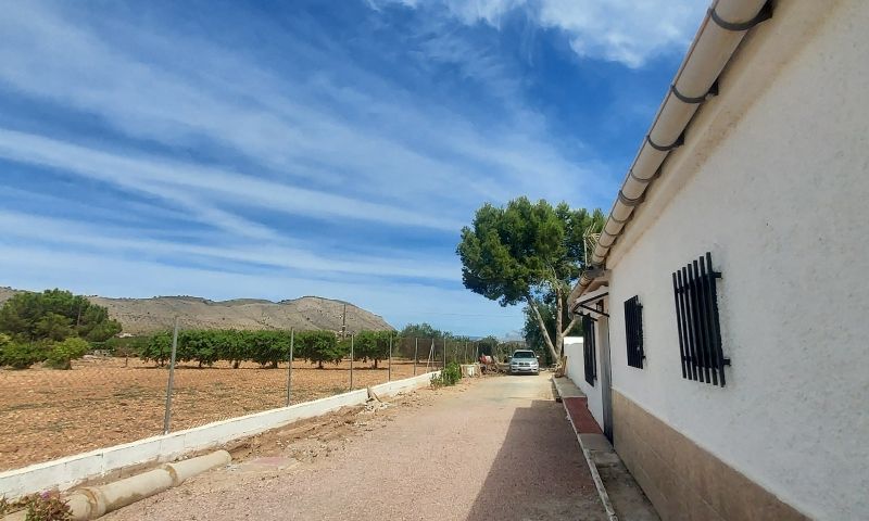 Venta - Villa - Hondón de las Nieves
