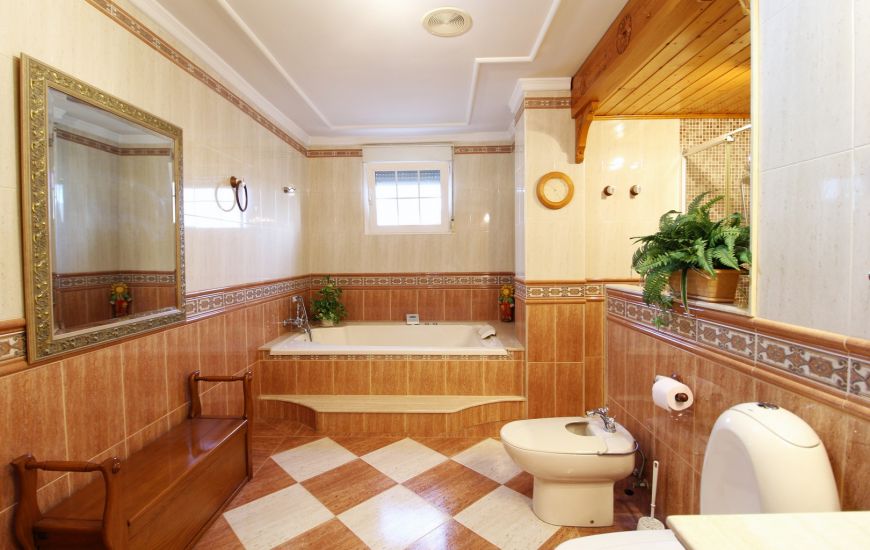 Sale - Commercieel - Jacarilla