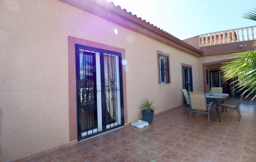 Sale - Finca - Catral