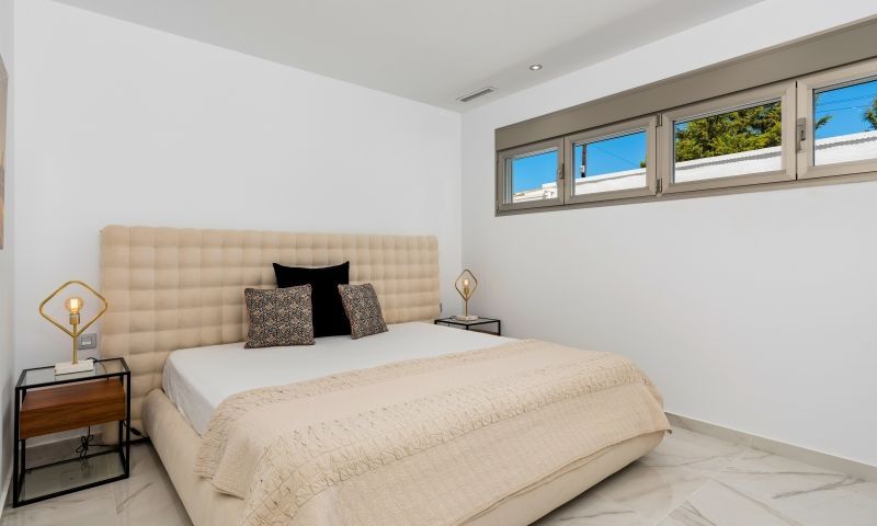 Sale - Villa - Punta Prima