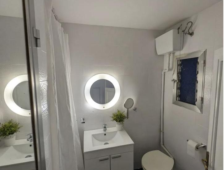 Sale - Apartments - 