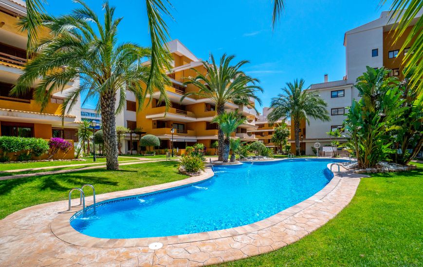 Sale - Apartments - Punta Prima