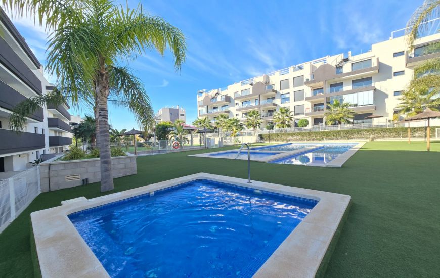 Sale - Apartment / Flat * - Orihuela Costa