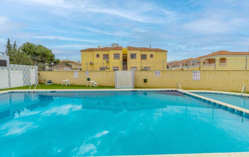 Venta - Ground Floor - Torrevieja