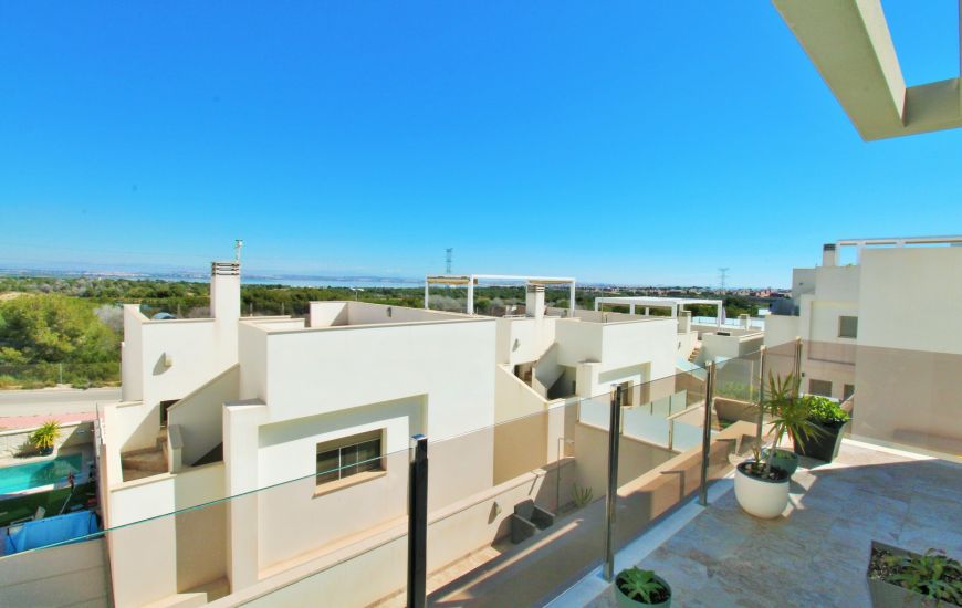 Sale - Villa - Villamartin