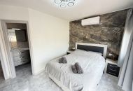 Sale - Villa - Villamartin