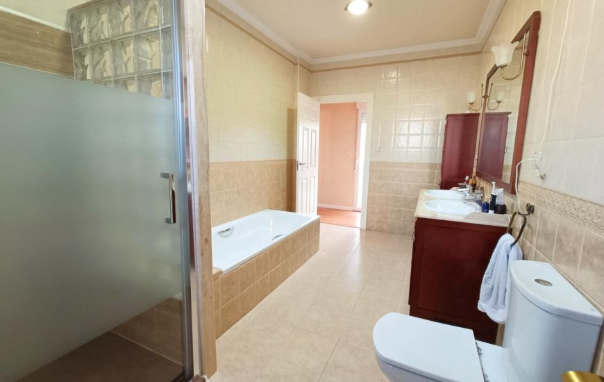 Sale - Rijtjeshuis - Hondon de los Frailes