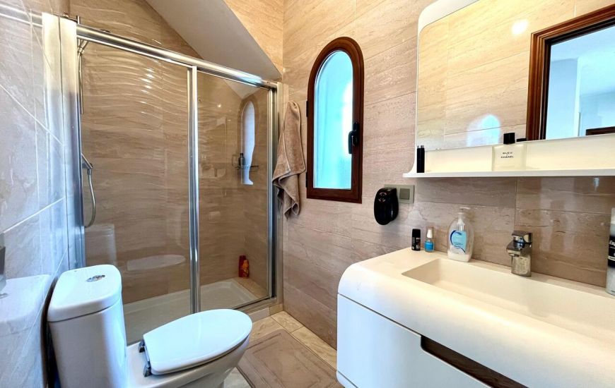 Sale - Villa - Villamartin