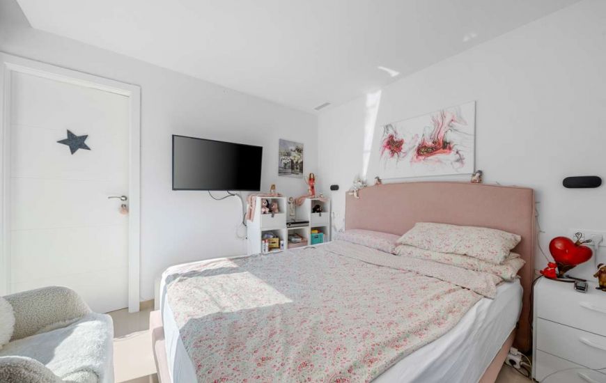 Sale - Villa - Villamartin