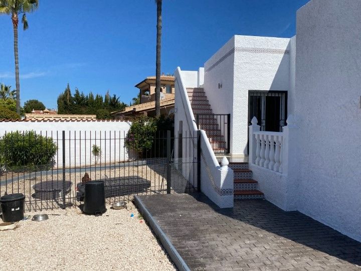 Sale - Villa - Ciudad Quesada