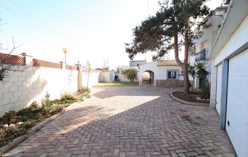 Sale - Villa - Orihuela Costa