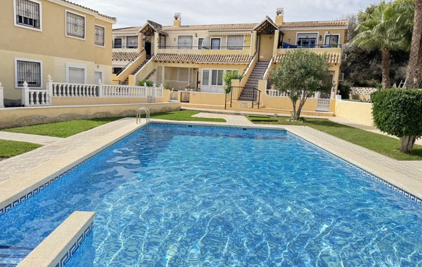 Sale - Apartments - Villamartin