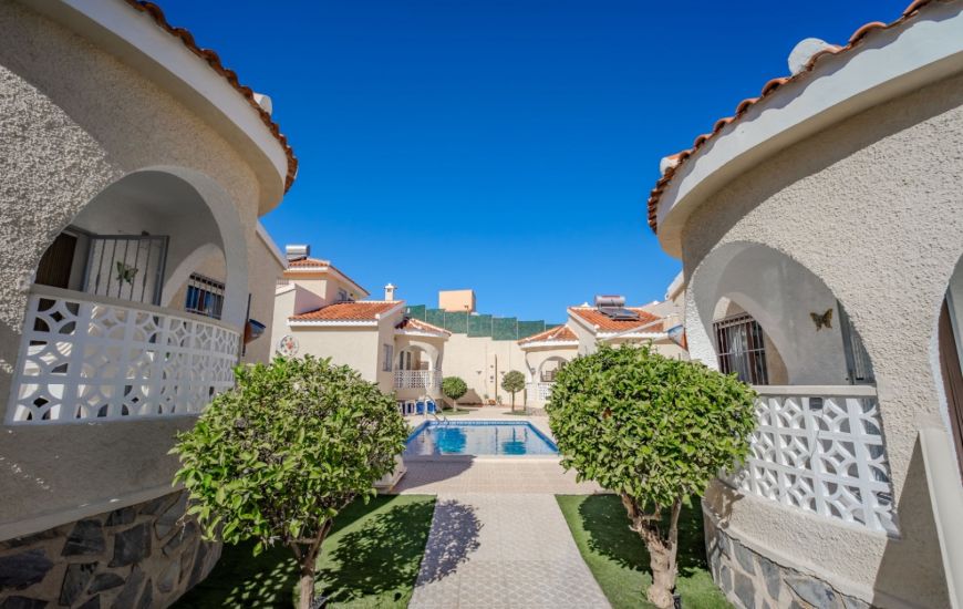 Sale - Villa - Ciudad Quesada