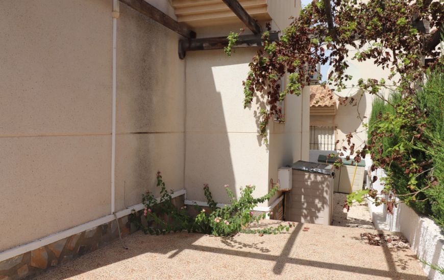 Sale - Villa - Benimar