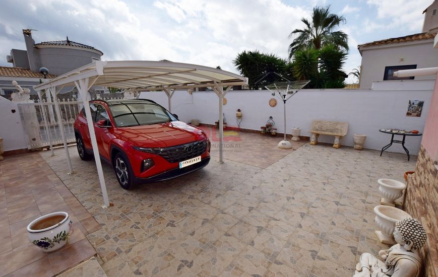 Sale - Villa - Cabo Roig