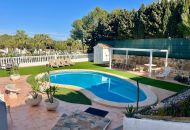 Sale - Villa - Villamartin