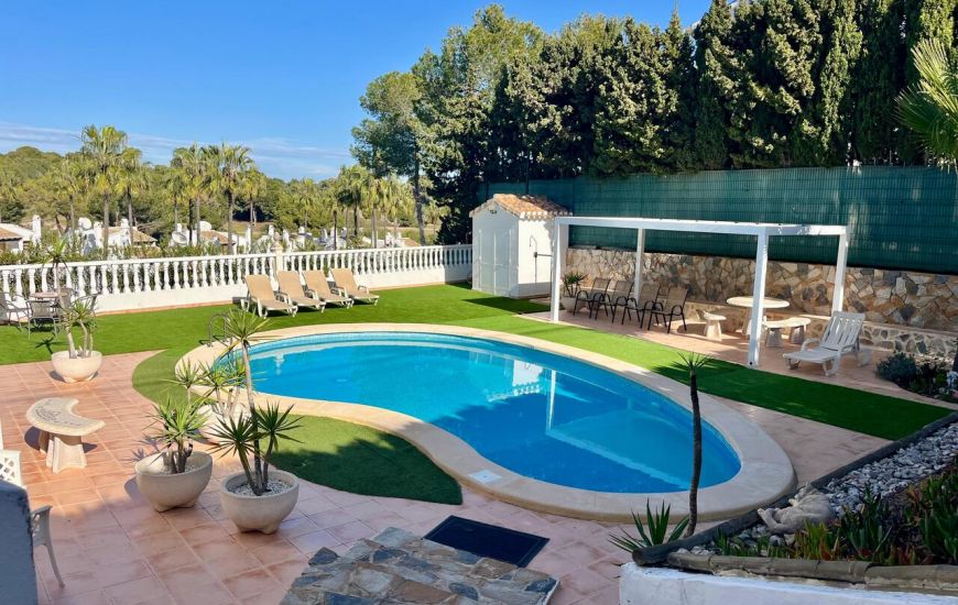 Sale - Villa - Villamartin