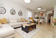 Sale - Apartament - Villamartin