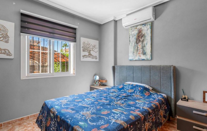 Venta - Villa - Algorfa