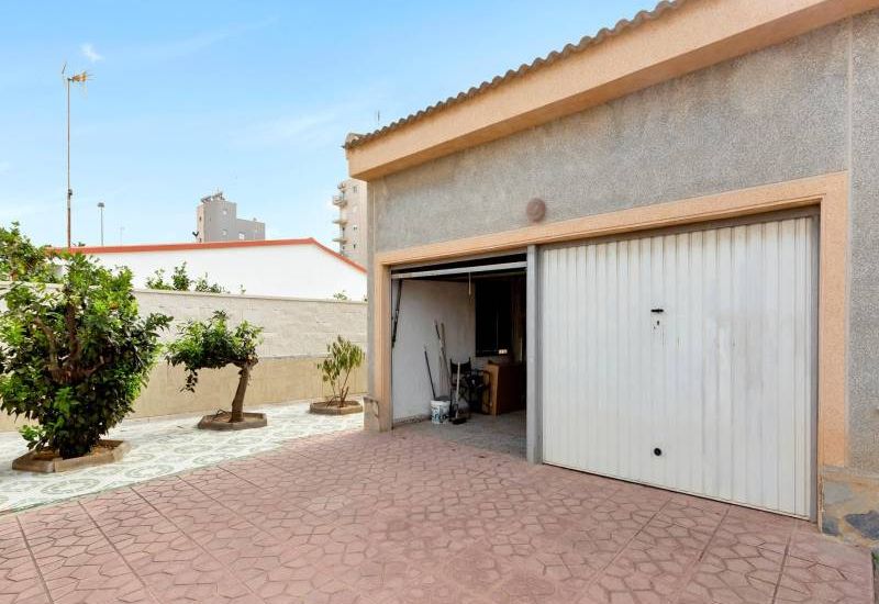 Sale - Single family house - Torrevieja