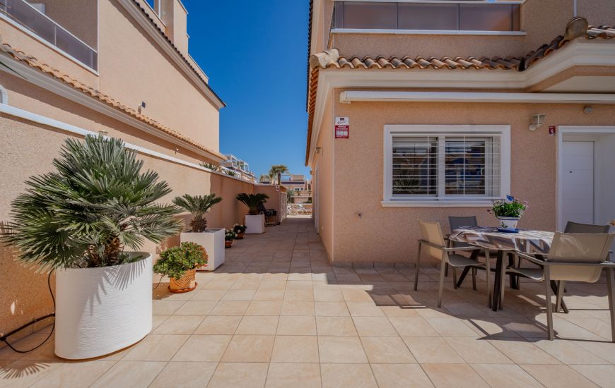 Sale - Rijtjeshuis - Cabo Roig