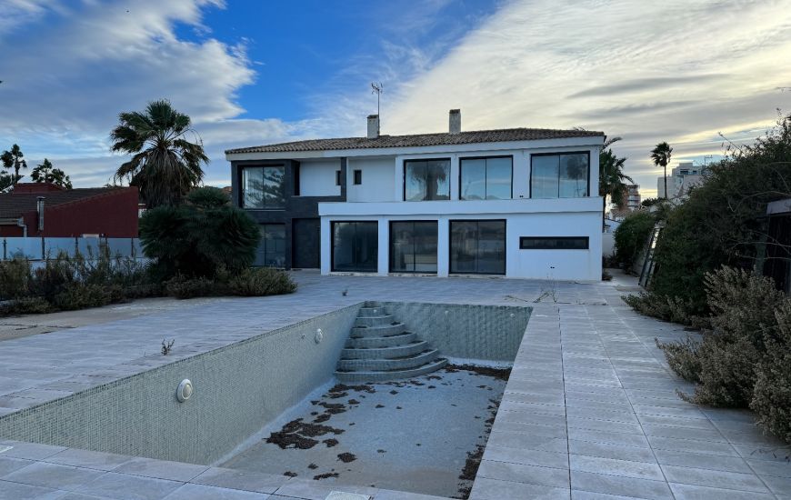 Sale - Villa - Torrevieja