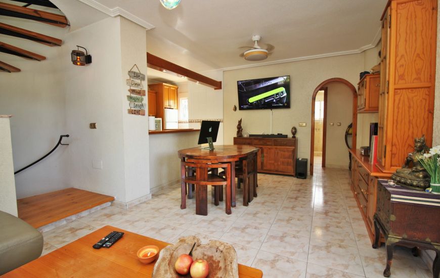 Sale - Villa - Villamartin