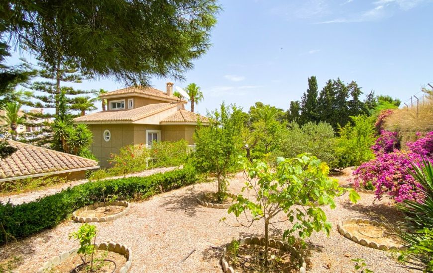 Venta - Villa - Villamartin