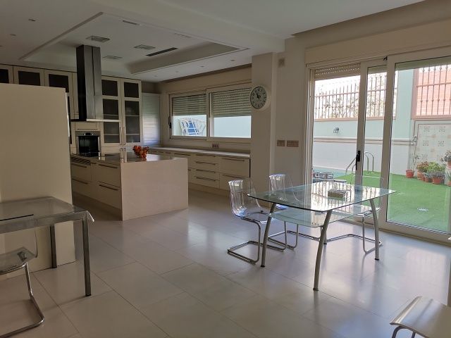 Sale - Villa - Orihuela