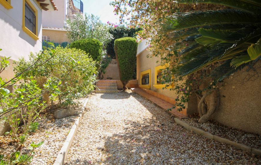 Sale - Villa - Orihuela Costa