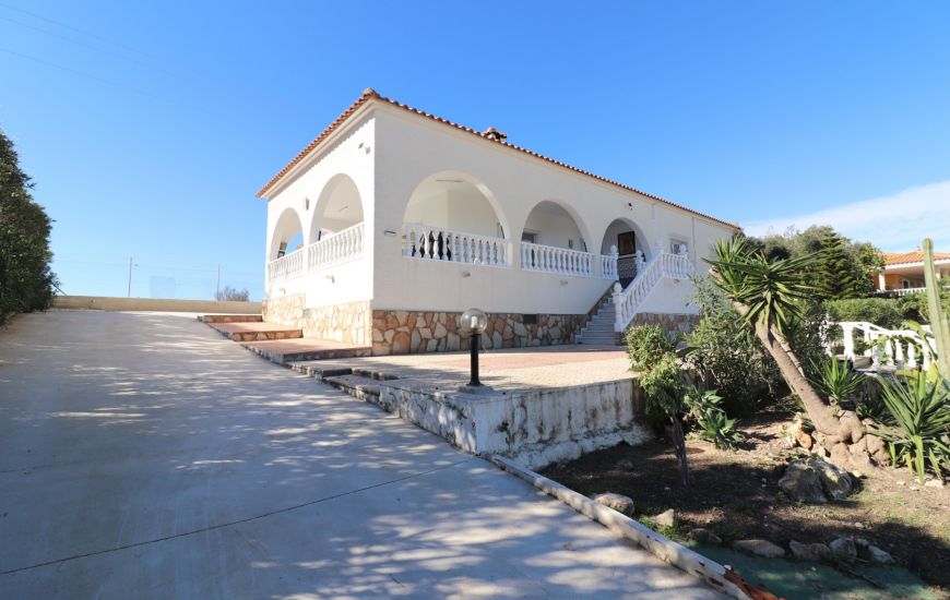 Sale - Villa - Algorfa