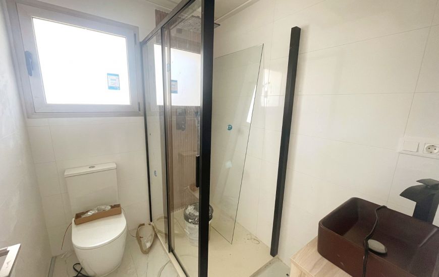 Sale - Semi Detached - Daya Nueva