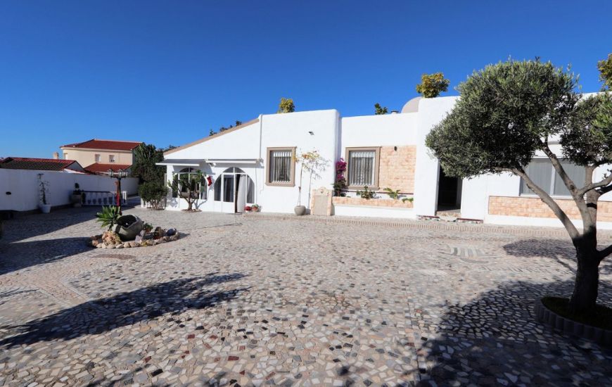 Sale - Villa - Ciudad Quesada