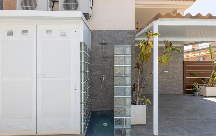 Sale - Villa - Torrevieja - 