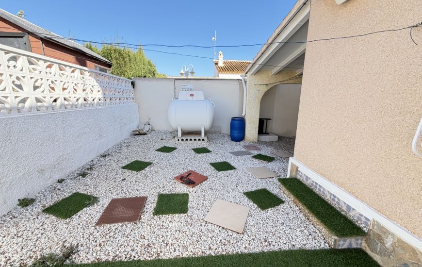 Sale - Villa - Villamartin