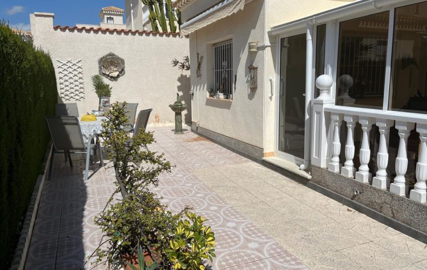 Sale - Villa - Playa Flamenca
