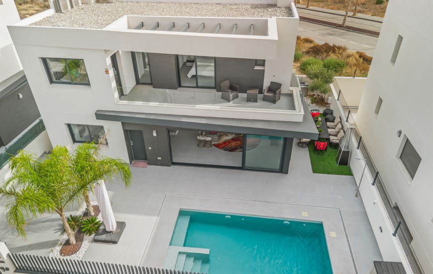 Venta - Villa - Algorfa
