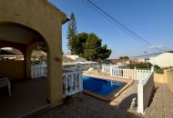 Sale - Villa - Los Balcones