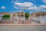 Sale - Half Vrijstaand Huis - Ciudad Quesada