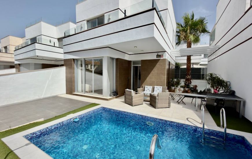 Sale - Villa - Ciudad Quesada